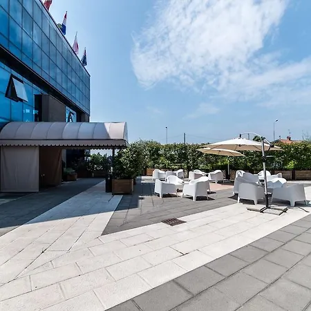 Airport Bergamo Hotel Bagnatica